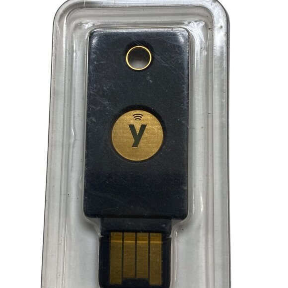Yubico Security Key NFC With USB-A & FIDO Authentication - Picture 3 of 3